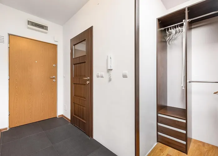 Mokotow -basen- Apartment